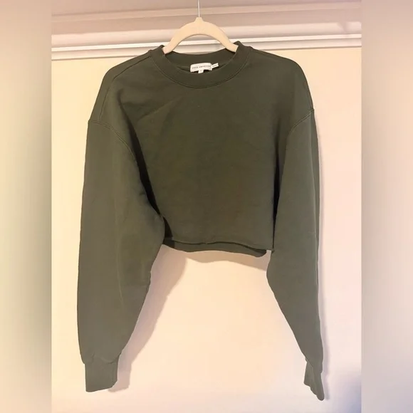 GOOD AMERICAN Cropped &
Cool Sweatshirt - Picture 4 of 6